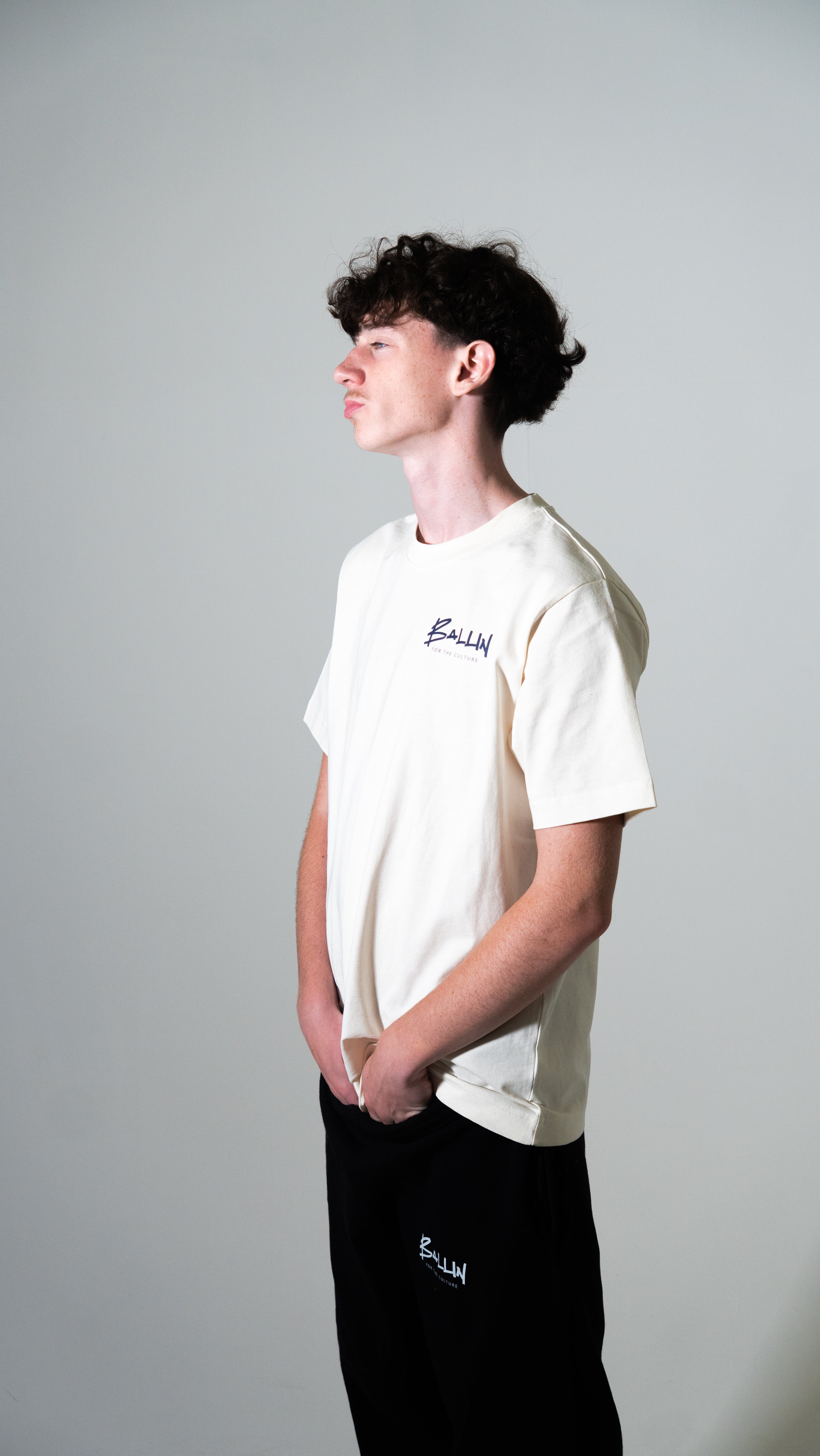 PREMIUM Beige T-Shirt -Quote